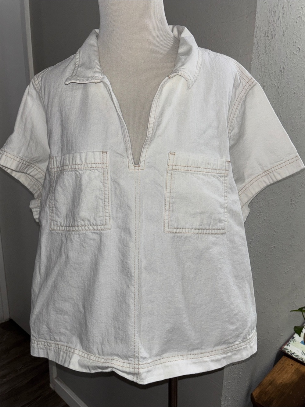 Old Navy White Short-Sleeve Popover Shirt